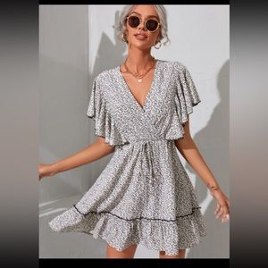 Shein Ditsy Floral Wrap A-line Dress (US 8/10 - Large)